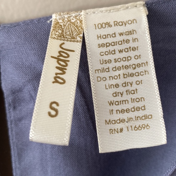 Japna Sleeveless Jumpsuit - Picture 5 of 9